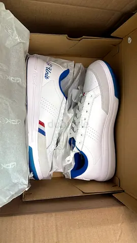 Reebok X G-Unit White casual sneakers with blue accents - brand new