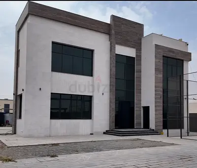 Villa in Al aweer1 g+1 with service annex