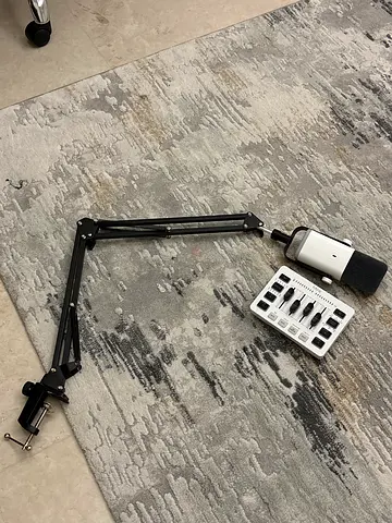 FIFINE K688 White Mic + SC3W Mixer + Boom Arm | Complete Streaming Setup