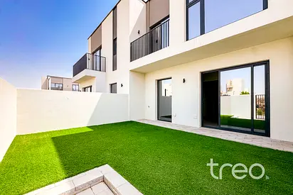 Single Row | Ready to Move | Landscaped