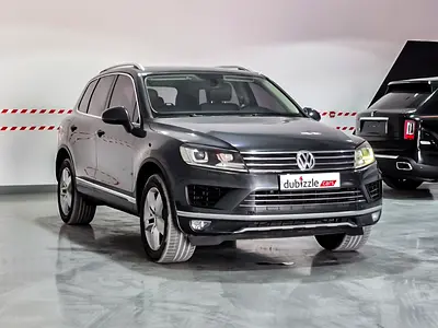 AED 916/month | 2016 Volkswagen Touareg | GCC Specs | Ref#513465