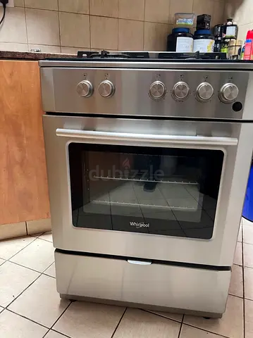 Whirlpool Stainless Steel Freestanding Gas Cooker with Oven