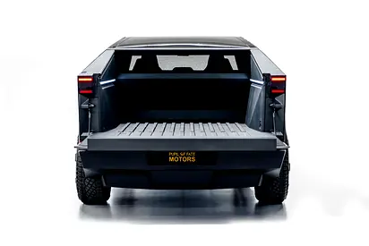 2026 Tesla CYBERTRUCK photo 7