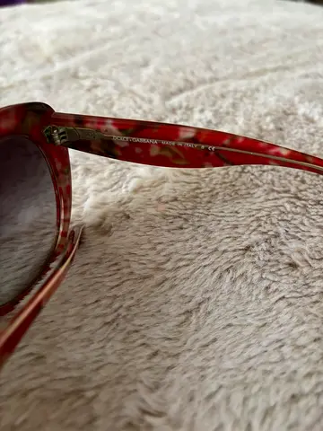 Dolce & Gabbana Red tortoiseshell sunglasses — used, good condition