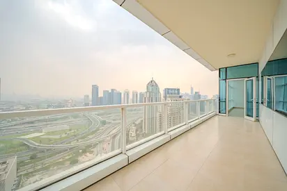Chiller Free | Vacant | High Floor