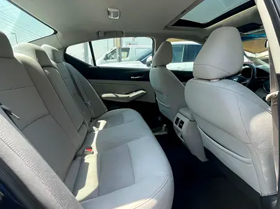 2021 Nissan ALTIMA 照片 11