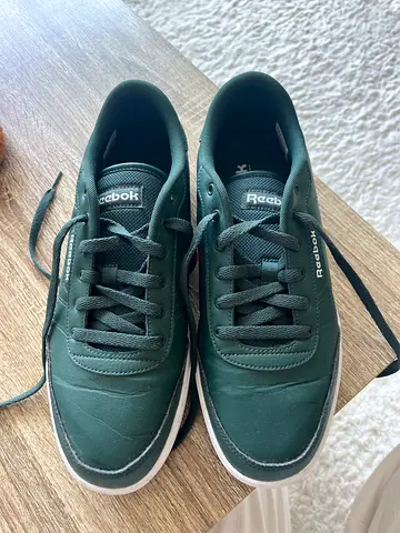 Reebok casual green sneakers size UK 8
