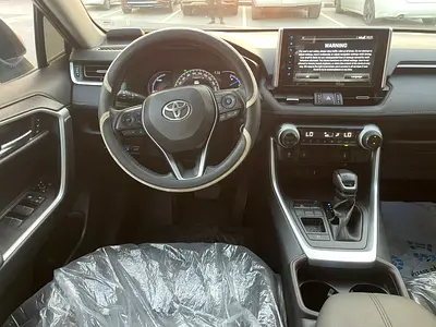 صورة 13 لـ 2021 Toyota RAV 4
