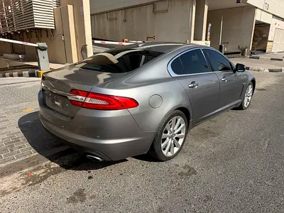 2012 Jaguar XF 照片 2