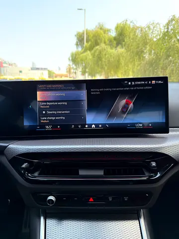 BMW 3 Series 320i, миниатюра 19