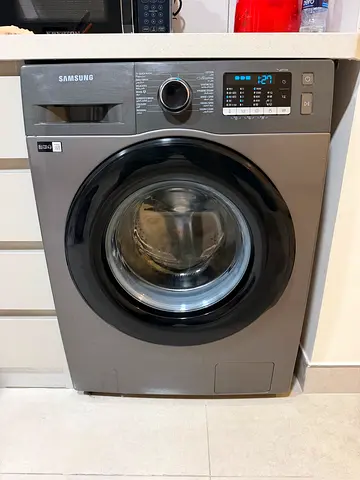Samsung washing machine 8kg like New Condition