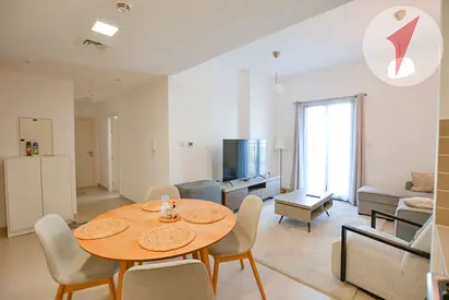 Fully Furnished | Modern Living | Green View