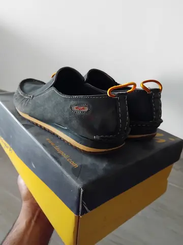 Men's Casual Leather Slip-On Shoes