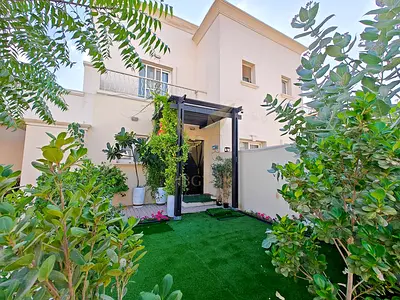 CORNER UNIT | 2BR+M | CLOSE TO AMENITIES