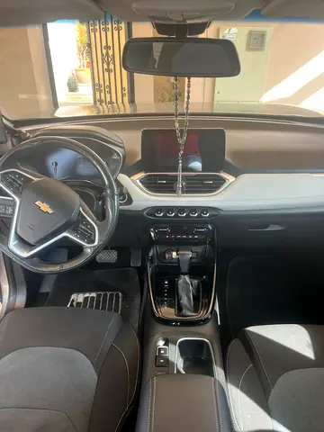 2022 Chevrolet CAPTIVA 照片 4