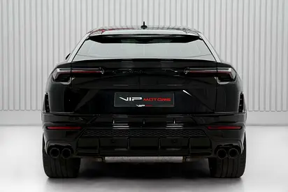2023 Lamborghini URUS photo 5