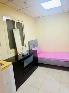 Private clean room with attached washroom available 1 minute away from business bay metro station