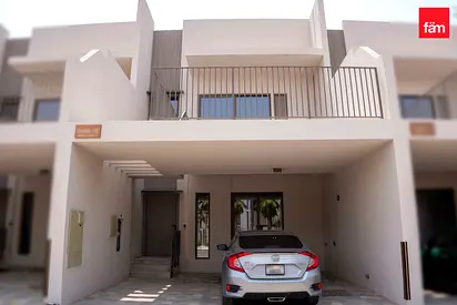 Big Layout | Vacant | 3 Cheques | Community View