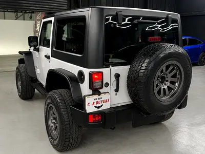 صورة 5 لـ 2013 JEEP WRANGLER