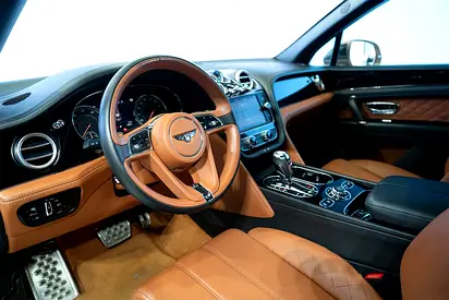 صورة 6 لـ 2017 Bentley BENTAYGA