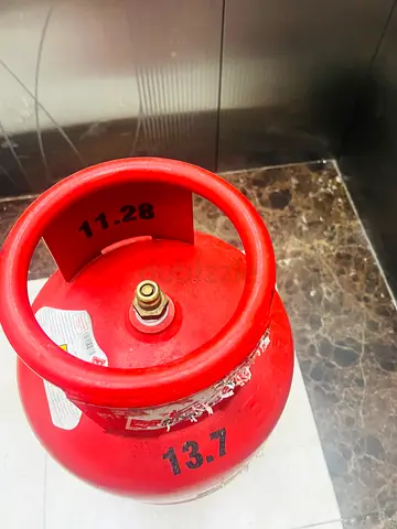 Gas cylinder with stove free delivery