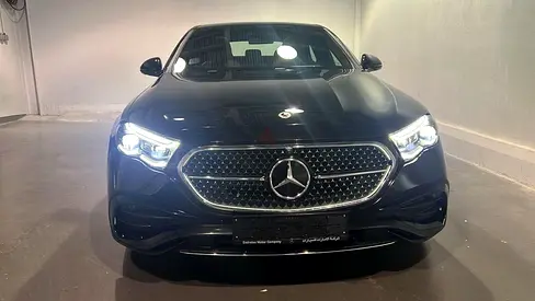 GCC 2026 Mercedes-Benz E300 EMC 5 years warranty (Diamond Nappa Leather)