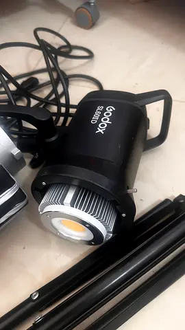 Godox SL-60iid LED Video Light with Stand - Good Working Condition