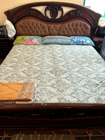 Large solid wood king-size bed with tufted leather headboard - good condition