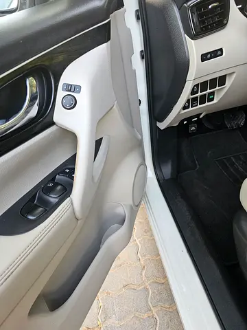 صورة 14 لـ 2018 Nissan ROGUE SPORT