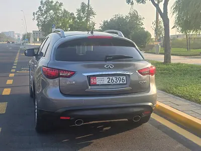صورة 1 لـ 2018 Infiniti QX70