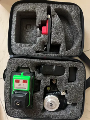 3D-12 Green Laser Level – 12 Lines, Self-Leveling