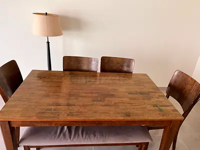 Home r us 6 chair dinning table