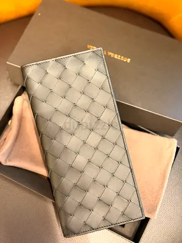 Brand New Authentic Bottega Veneta Intrecciato wallet