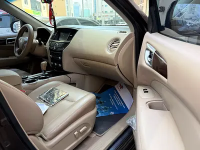 2015 Nissan PATHFINDER 照片 5