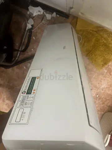 Urgent Sale: AC in Mint Condition (Only 3 Months Used!)