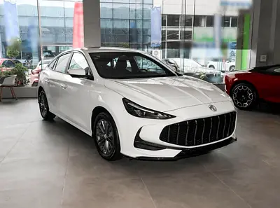 MG MG5 Luxury, миниатюра 2
