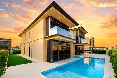 Lowest Price In Market | Pool | Vastu | On Park