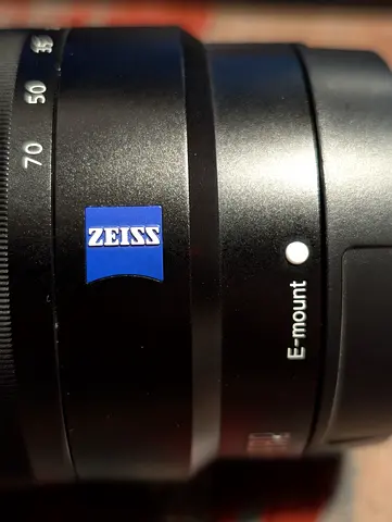 Sony Zeiss Vario-Tesar 16-70mm f/4 OSS Lens E-Mount SEL1670Z