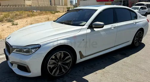 BMW 7-Series 2018 760Li xDrive GCC Specs