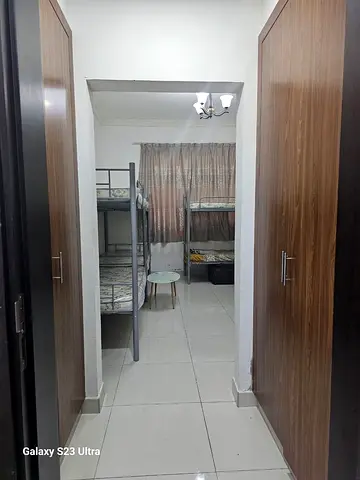 Bed Space for Rent in Al Quoz – Affordable & Convenient