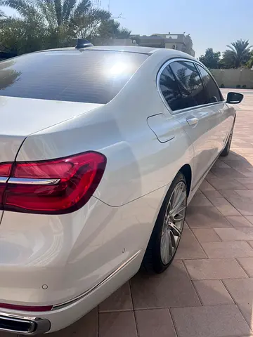 2016 BMW 7-SERIES 照片 3