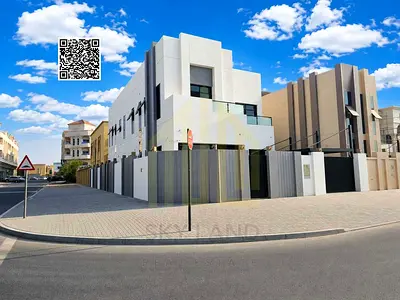 Corner villa for sale - 3 floors - AC fees included - Direct from owner - Freehold ownership, no annual service charges