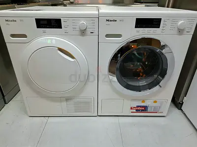 Miele washer and condenser dryer 8kg pair - white, good working condition