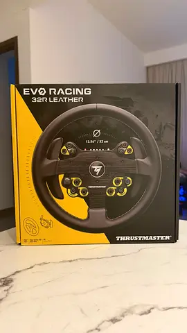 Thrustmaster EVO Racing 32R Leather Sim Racing Wheel – Flawless Condition