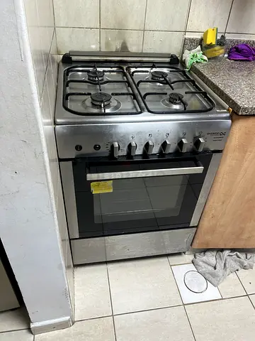 Used daewoo 4-Burner Gas Cooker with Oven - Stainless Steel