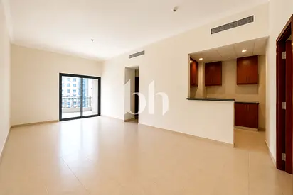 Spacious | Low Floor | Kitchen Appliances