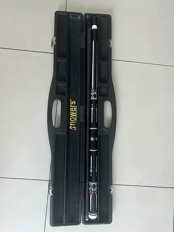 Jflowers Billiard Cue with Hard Carrying Case