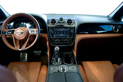 صورة 9 لـ 2017 Bentley BENTAYGA