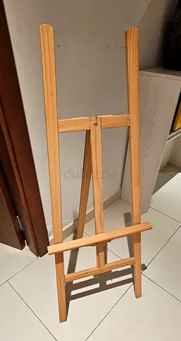 Adjustable easel stand