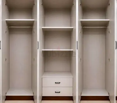 6-door Built-in Style Wardrobe with Shelves and Drawers
